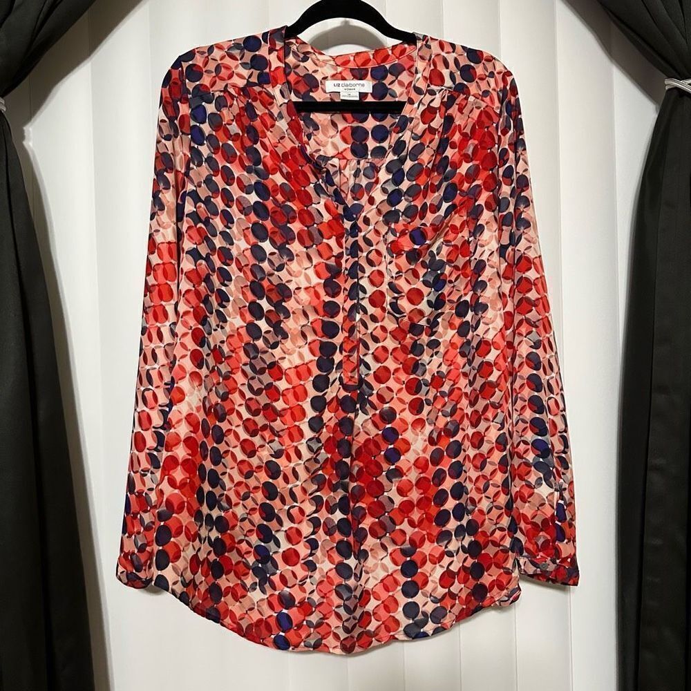 Liz Claiborne red/blue multicolored circle detailed button up blouse, 1 outside